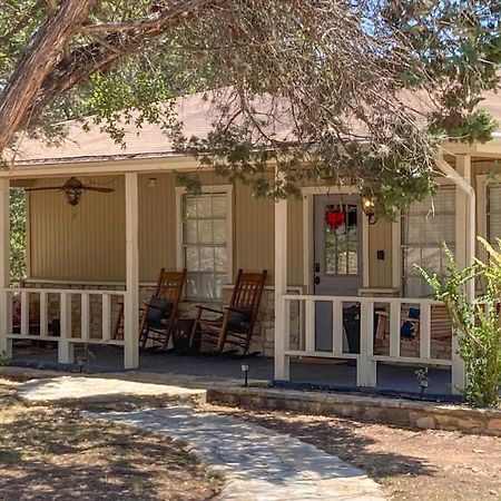 Meadow Creek Cottage Wimberley Extérieur photo