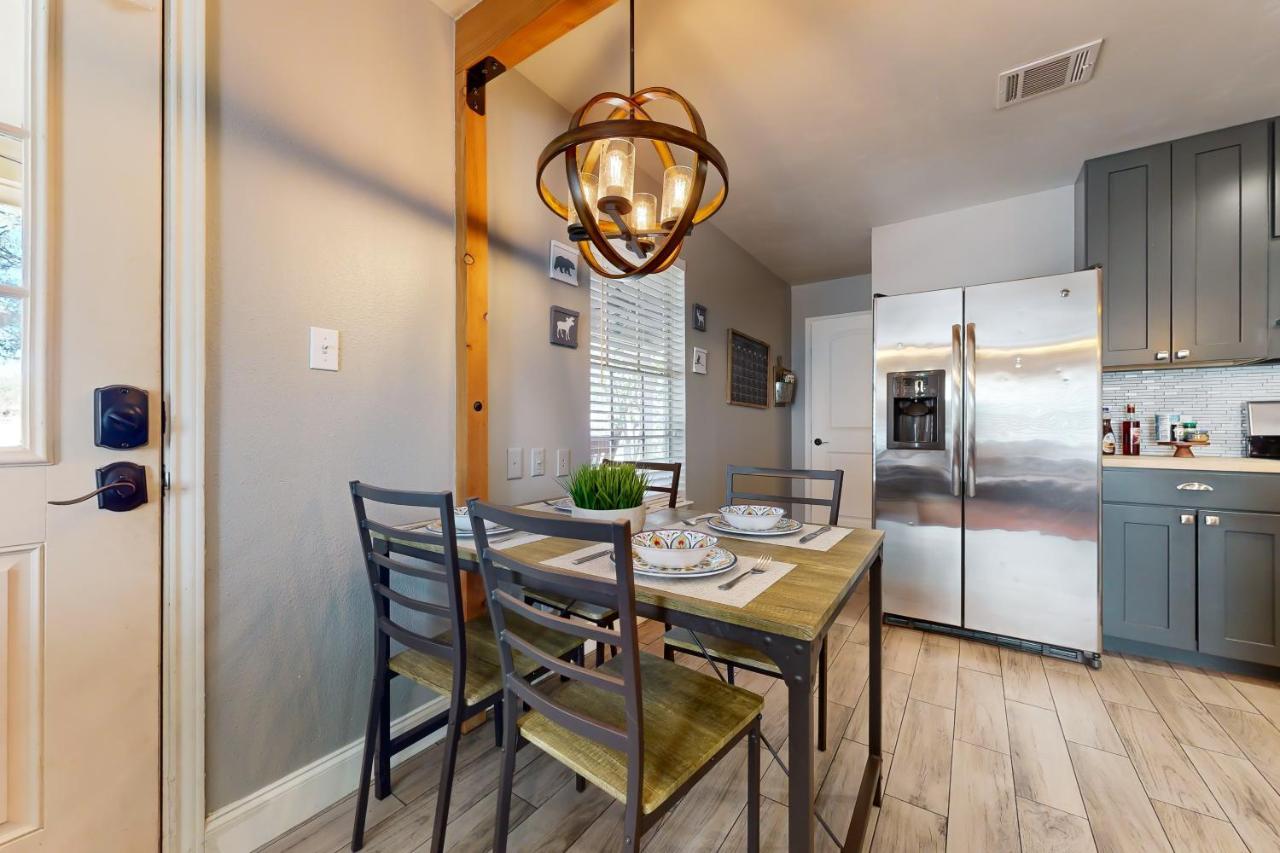 Meadow Creek Cottage Wimberley Extérieur photo