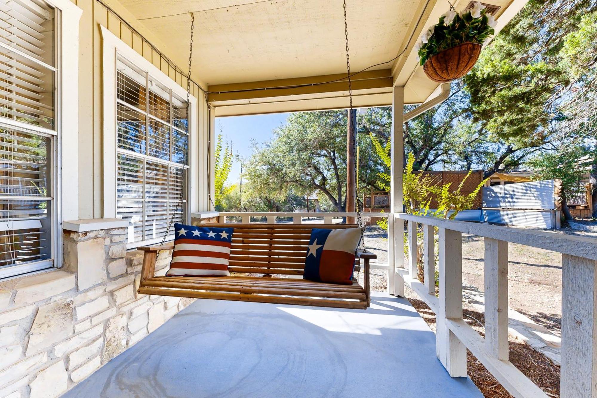 Meadow Creek Cottage Wimberley Extérieur photo